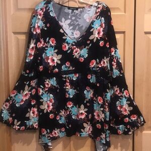 Relativity Long Sleeve Florall Blouse